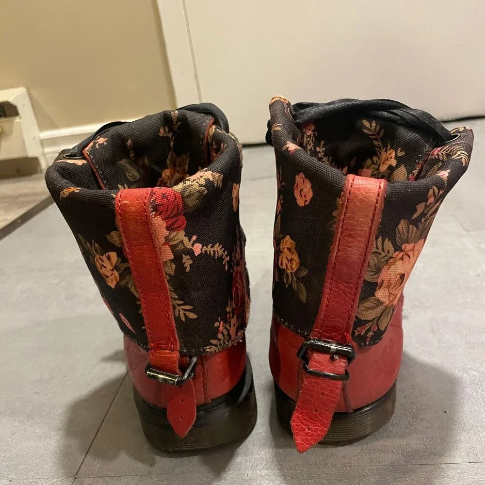 Dr Martens 'Triumph' 1914 size 6 combat boots - Picture 7 of 9